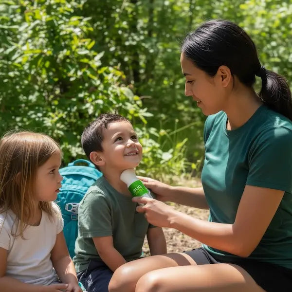 PKNEW® Bug Brush– DEET-Free Mosquito Repellent Powder, Plant-Based Brush-On Protection for Families & Kids🌿
